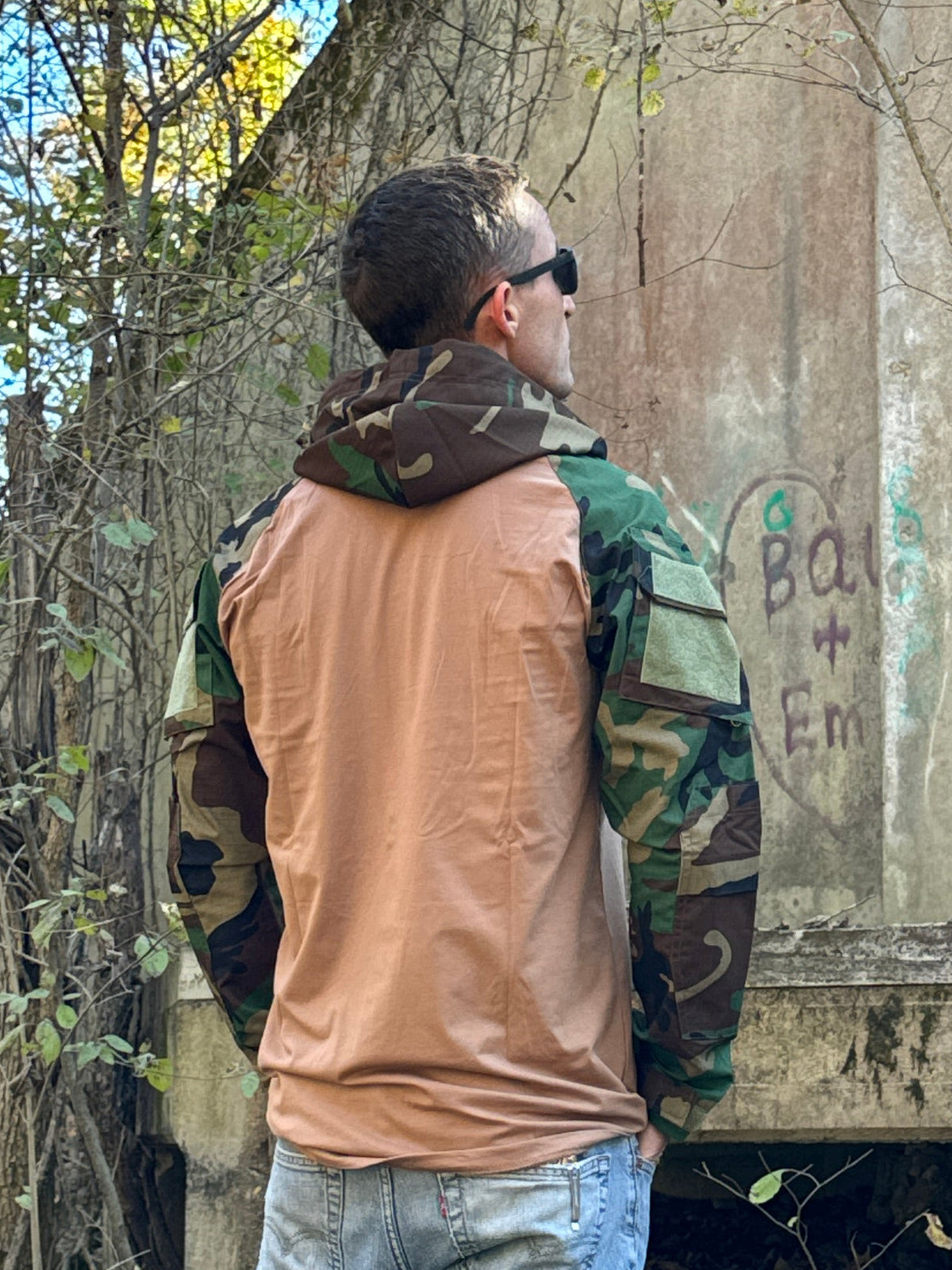 M81 Brown Chest Medium